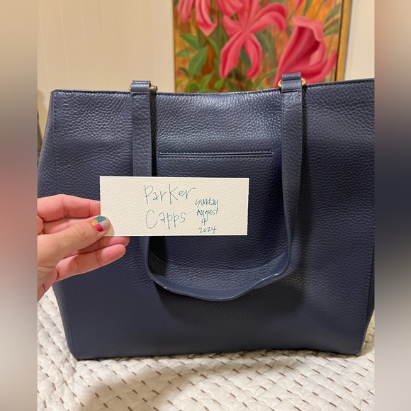 Dagne Dover Large Allyn 2019 version
Dust blue - Picture 3 of 11